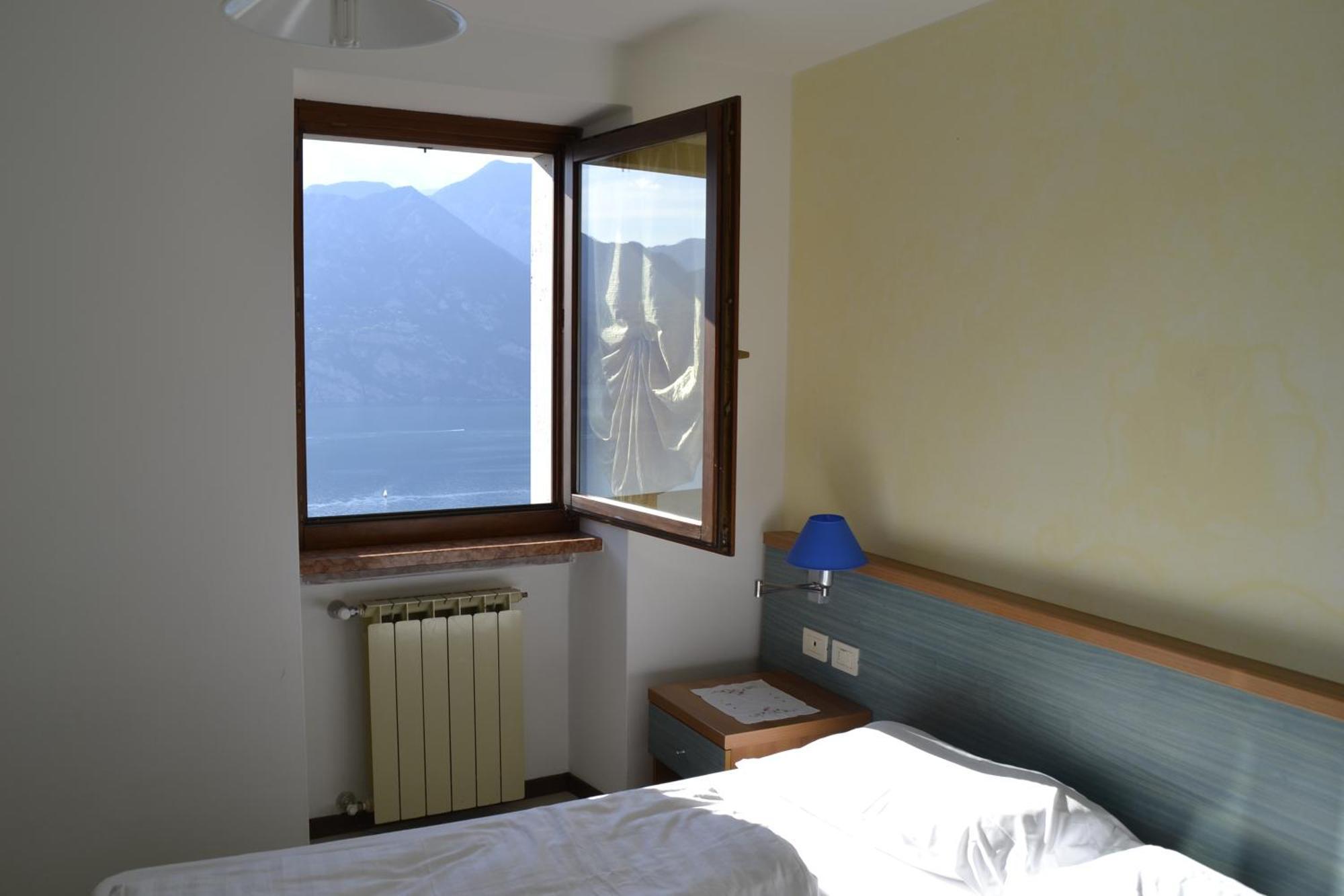 Appartamenti Casa Palazzina Malcesine Eksteriør billede